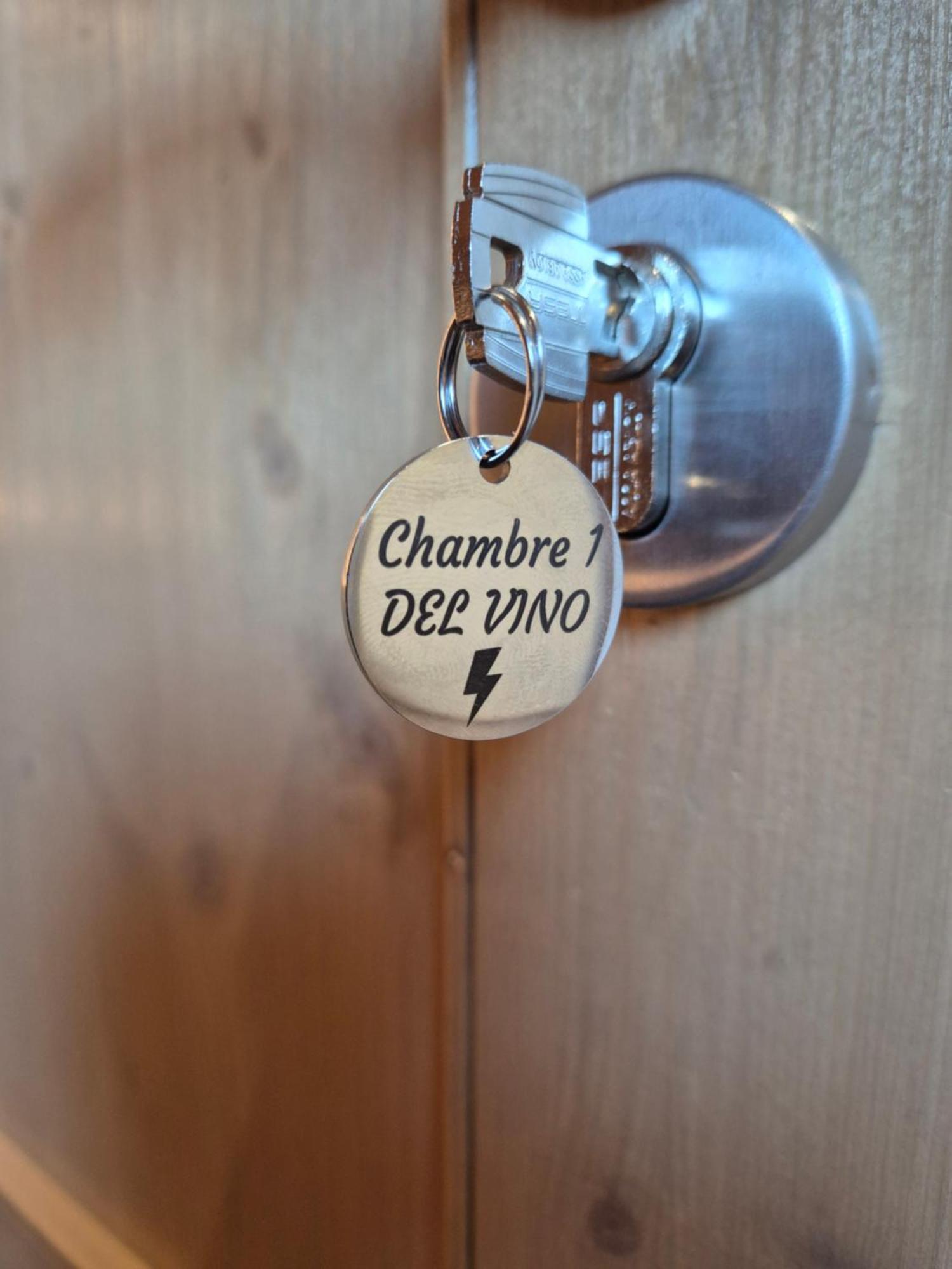 Del Vino Bar A Vin & Guitares Appartement Sauna Terrasse Garage Orchamps-Vennes Esterno foto